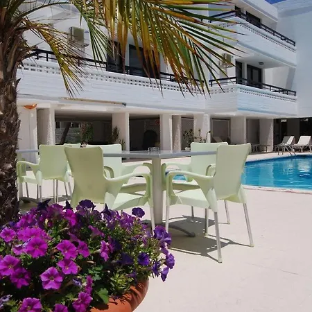 Napa Tsokkos 3* Айя-Напа