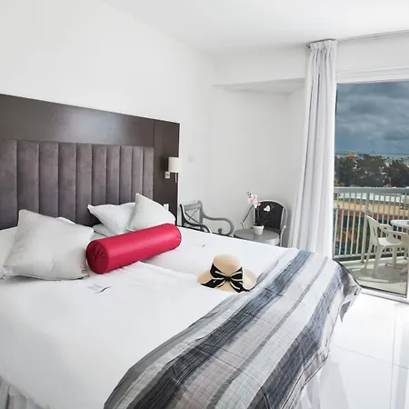 Napa Tsokkos فندق 3*